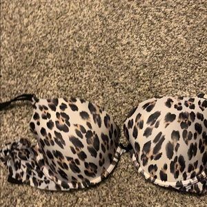 Victoria Secret push up bra size 36D
